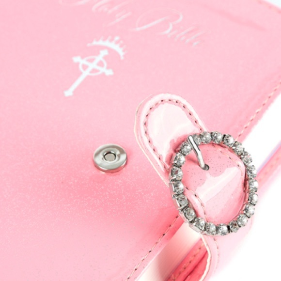 Pink Princess Children’s Holy Bible - Picture 3 of 4